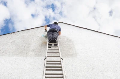 Peinture extérieure à Sumène — façades et ravalement